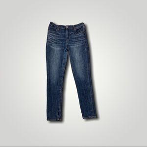 American Eagle Dark Wash Jeans